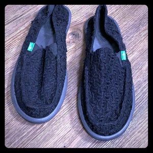 Sanuk slippers